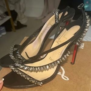 Spike louboutin size 37